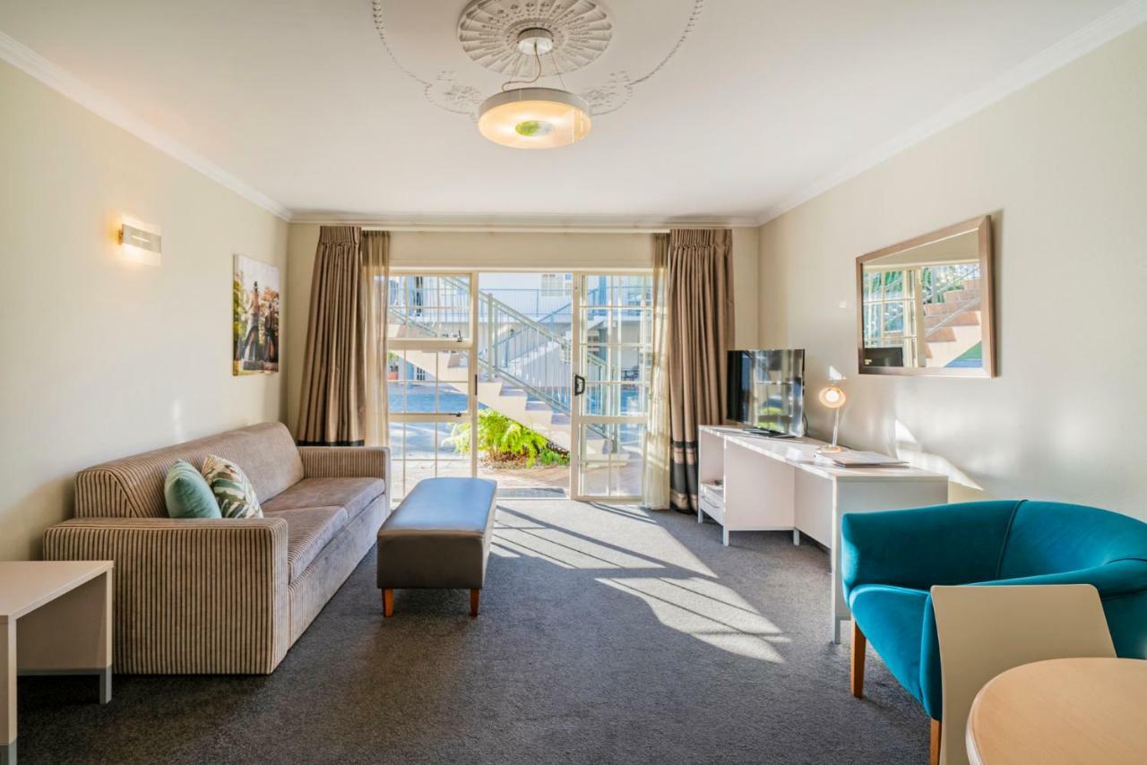 Silver Fern Rotorua Suites & Spa Exterior photo